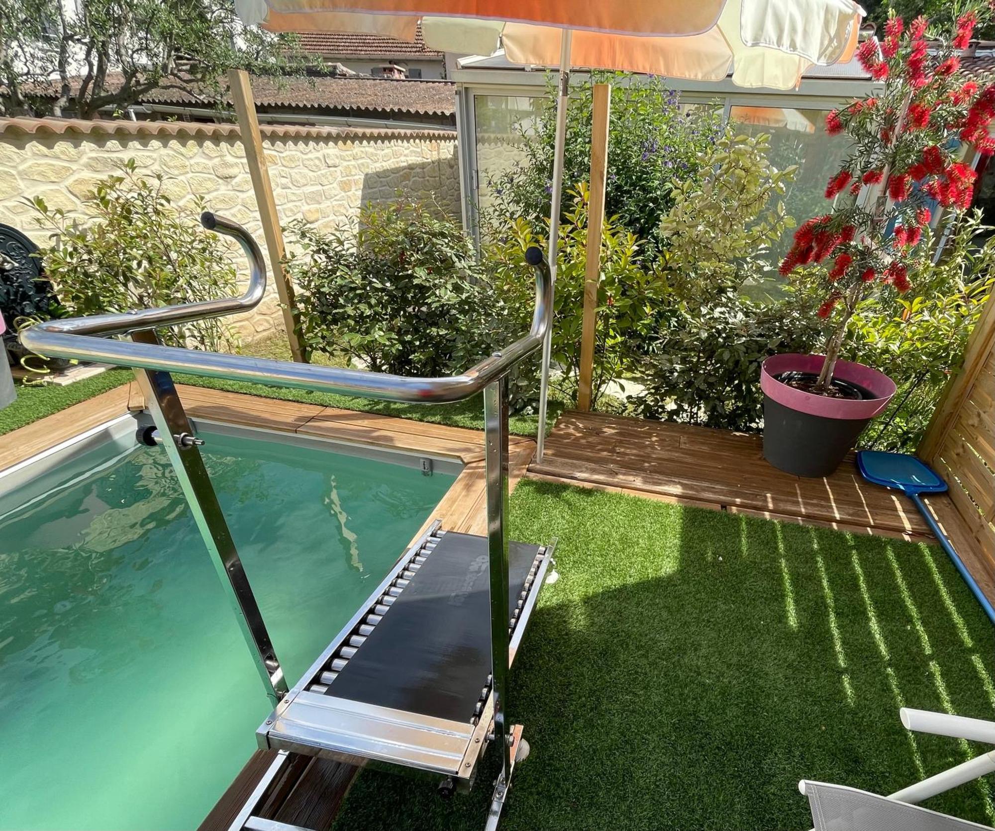 Houdarling Chalet Et Spa Hammam Jacuzzi Et Sauna نيم المظهر الخارجي الصورة